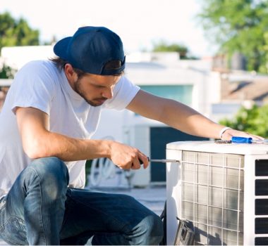 Comfort Clash: Air Conditioners vs. Heat Pumps
